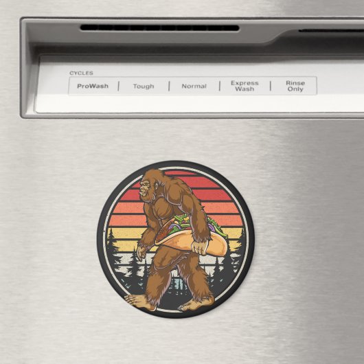 Bigfoot Carrying Taco Cirkel Magneet