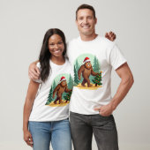 Bigfoot Christmas Tree Santa Hat (3) T-shirt (Unisex)