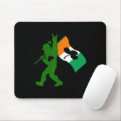 Bigfoot Clover Leaf St Patricks Day Irish Sasquatc Muismat (Met muis)