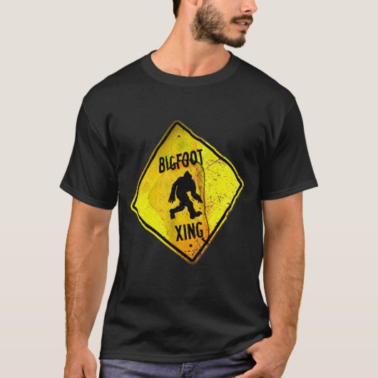 Bigfoot Crossing Sign T-shirt (Voorkant)