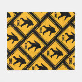 Bigfoot Crossing Signs Pattern Sasquatch Squatchy Fleece Deken (Voorkant (Horizontaal))
