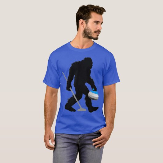 Bigfoot Curling Cryptid Sweeper Sasquatch Curler T-shirt (Voorkant volledig)