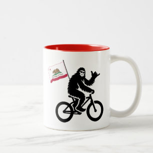Bigfoot Cycling California Vlag Tweekleurige Koffiemok