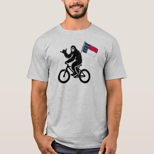 Bigfoot Cycling North Carolina Flag T-shirt (Voorkant)