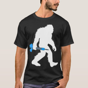 Bigfoot Darts Player Dartsmith Sasquatch Dartist T-shirt