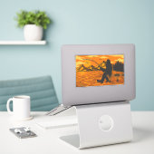 Bigfoot Dock Vissen Sunset Lake Sticker (Laptop op bureau)
