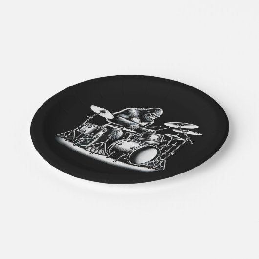 Bigfoot drummer Sasquatch speelt drums muzikant B Papieren Bordje (Gekanteld)