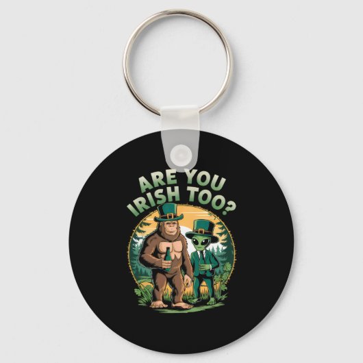 Bigfoot en Alien Drinken Bier Grappige St. Patrick Sleutelhanger (Voorkant)