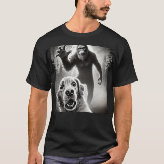 Bigfoot en Golden Retriever T-Shirt - Grappige Cry