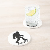 Bigfoot GELEVE Sasquatch Zandsteen Onderzetter (Zijkant)