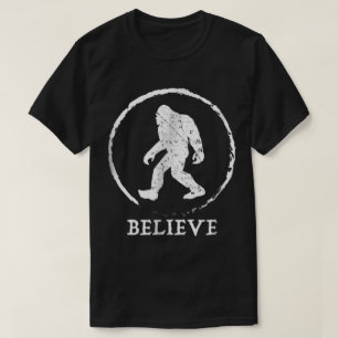 Bigfoot Geloof Cryptid Design T-shirt