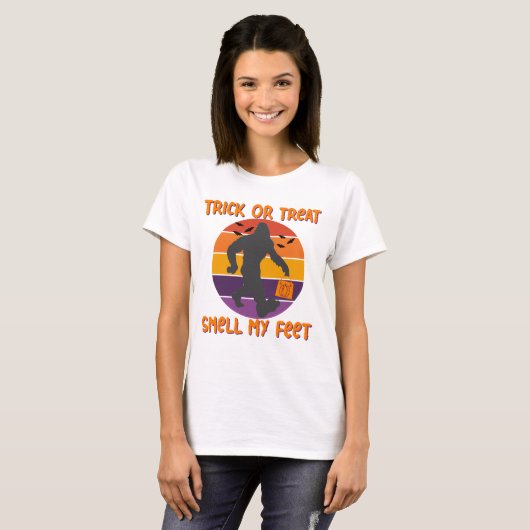 Bigfoot Halloween Trick or treat Smell My Feet T-shirt (Voorkant volledig)
