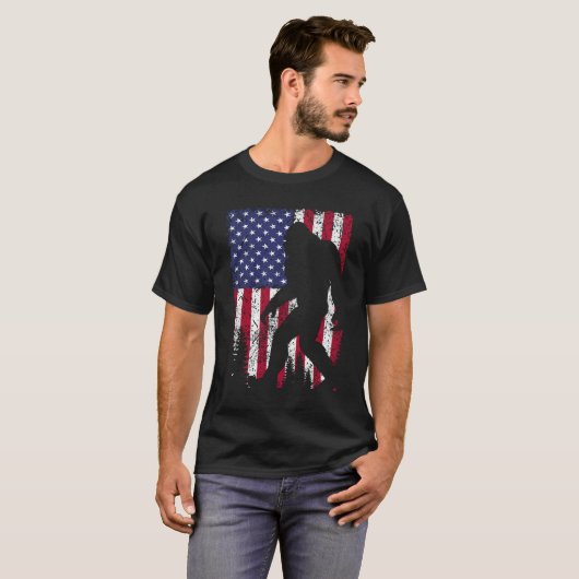 Bigfoot ik geloof dat Sasquatch American USA Flag T-shirt (Voorkant volledig)