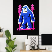 Bigfoot In Bos Roze Blauwe Poster Muur Kunstprint (Thuiskantoor)