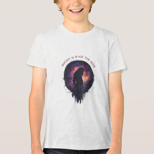 Bigfoot in de ruimte: Dark Cosmic Mysteries Gear Tri-Blend Shirt (Voorkant)