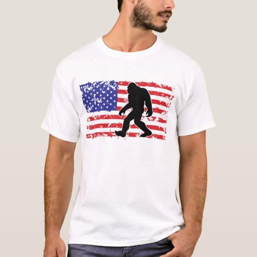 Bigfoot in een Amerikaanse vlag T-shirt (Voorkant)