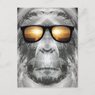 Bigfoot in Shades Briefkaart