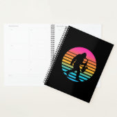 Bigfoot Jazz Saxofoon Retro Zonsondergang Design Planner (Display)