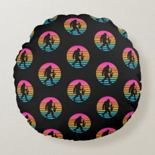 Bigfoot Jazz Saxofoon Retro Zonsondergang Design Rond Kussen