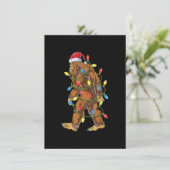 Bigfoot kerstboom verlicht Funny Xmas Sas Kaart (Staand voorkant)