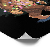 Bigfoot kerstboom verlicht Funny Xmas Sas Poster (Hoek)