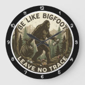 Bigfoot Laat Geen Spoor Wildernis Grote Klok (Voorkant)