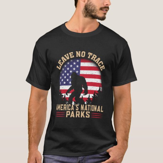 Bigfoot Leave No Trace America National Parks T-sh T-shirt (Voorkant)