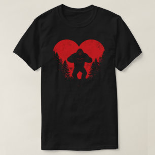 Bigfoot Love – Heart Hands Valentijns's Design T-shirt