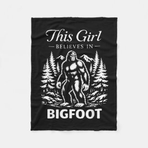 Bigfoot meisje gelovige sasquatch cryptid bos fleece deken