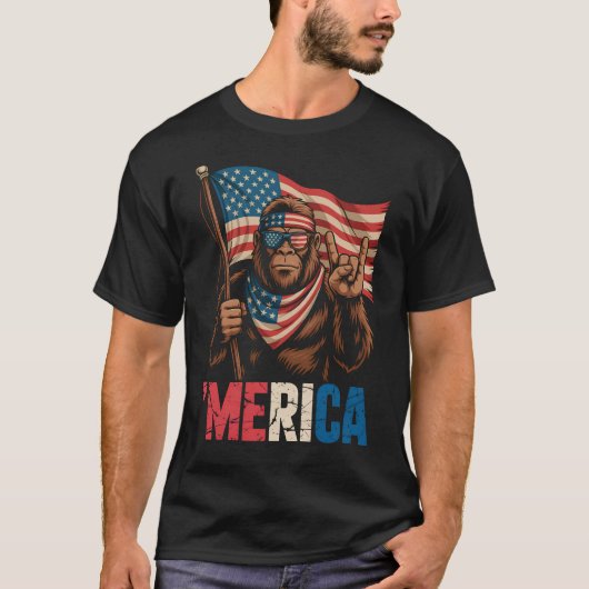 Bigfoot Merica Rock American Flag Sasquatch USA T-shirt (Voorkant)