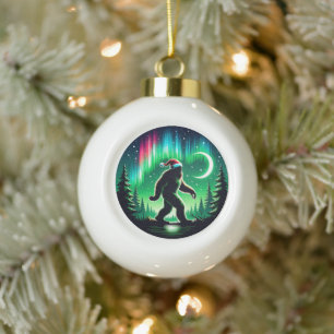 Bigfoot met Aurora Borealis en kerstsfeer Keramische Bal Ornament