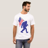 Bigfoot met een Amerikaanse vlag T-shirt (Voorkant volledig)