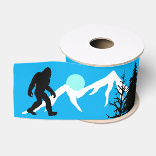Bigfoot Mountains en Forest Pine Trees Winter Grosgrain Lint