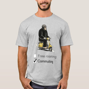 Bigfoot op zijn scooter T-shirt