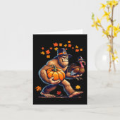 Bigfoot Pilgrim Pet Turkije Dag Pompoen Thanksgivi Kaart (Gele Bloem)