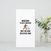 BIGFOOT PLAYS SOCCER KAART (Staand voorkant)