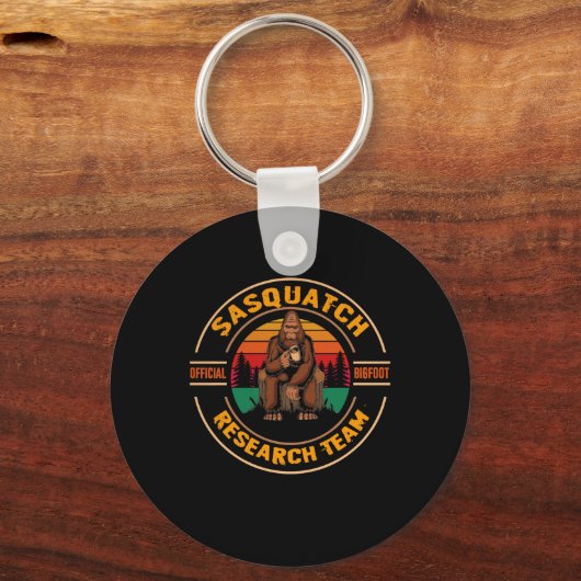 Bigfoot Research Team Retro Sasquatch Sleutelhanger (Voorkant)