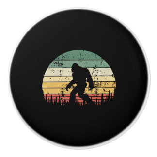 Bigfoot Retro Sunset Gift Keramische Knop