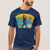 Bigfoot Retro Surfing Gift voor Shaka Aloha Man T-shirt (Voorkant)
