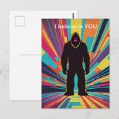 Bigfoot Retro Toekomstige Dimensie Positief Berich Briefkaart (Voorkant / Achterkant)