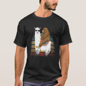 Bigfoot Riding Llama Sasquatch Retro T-shirt (Voorkant)