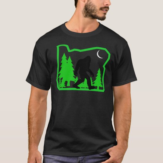 Bigfoot Roaming Through Oregon Shirt Sticker (Voorkant)