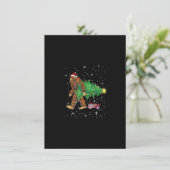 Bigfoot Santa Christmas Tree Lights Funny Xmas Sas Kaart (Staand voorkant)