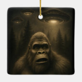 Bigfoot Sasquatch Alien UFO Grappig Keramisch Ornament (Achterkant)