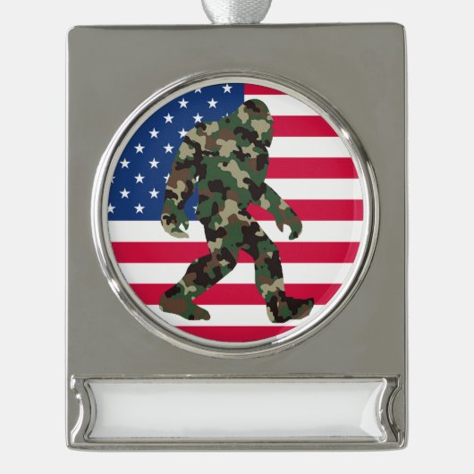 Bigfoot Sasquatch Camo Verzilverd Banner Ornament (Voorkant)