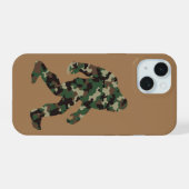 Bigfoot Sasquatch Camouflage iPhone 15 Case (Achterkant horizontaal)