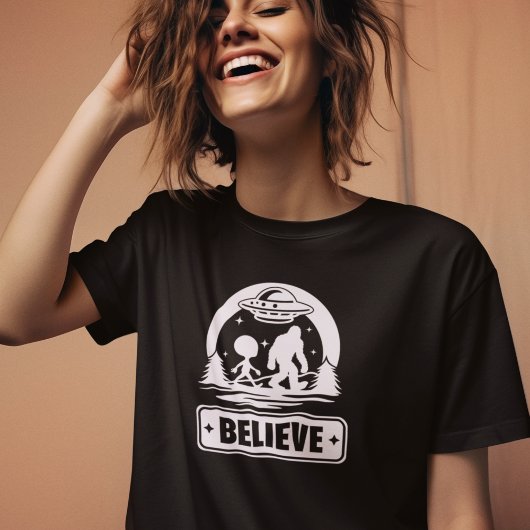 Bigfoot Sasquatch Cryptid Believer Alien Women T-shirt