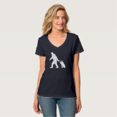 Bigfoot Sasquatch Golf Clubs Funny Golfing Golfer T-shirt (Voorkant volledig)