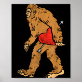Bigfoot Sasquatch Heart With Arrow Funny Valentine Poster (Voorkant)