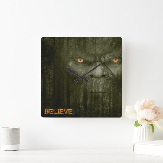 BIGFOOT SASQUATCH PORTRAT VIERKANTE KLOK (Huis)